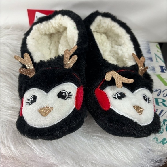 Reindeer houseslippers, M/L 8-10 Women’s size. NWT - Picture 1 of 5
